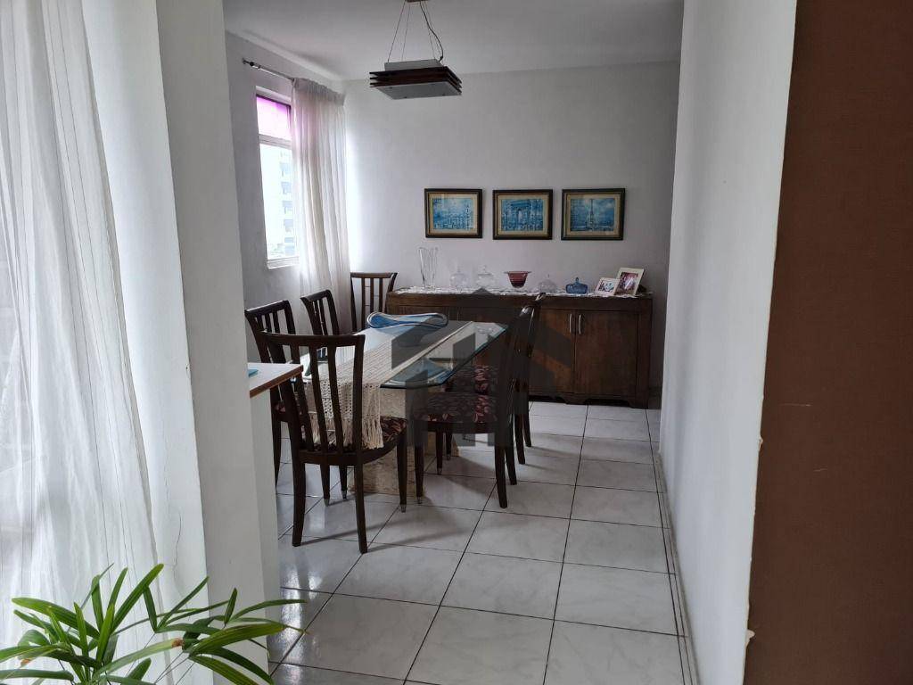 Apartamento à venda com 3 quartos, 175m² - Foto 20