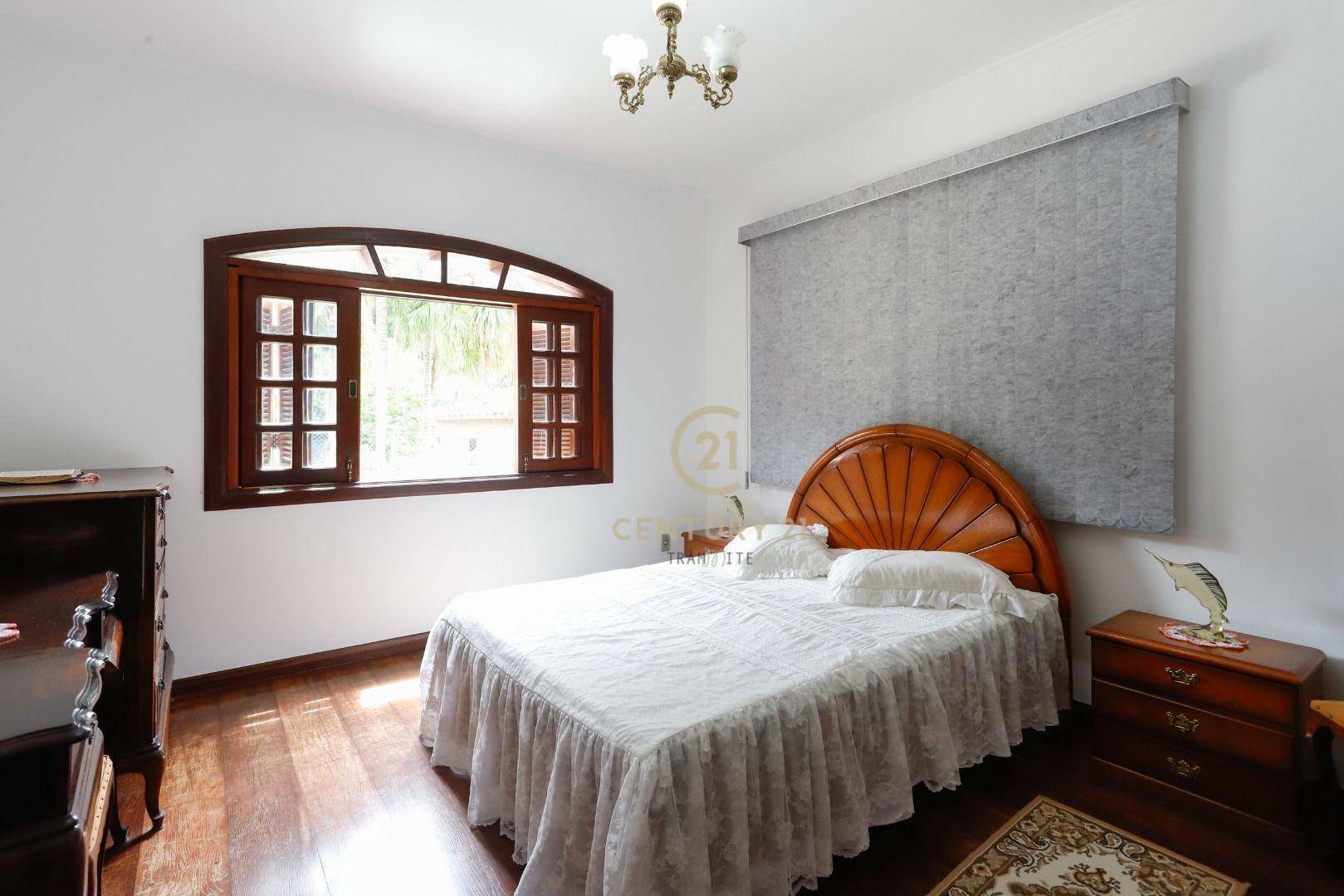 Casa de Condomínio à venda com 4 quartos, 272m² - Foto 15