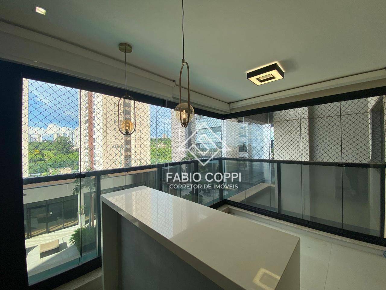 Apartamento à venda com 3 quartos, 134m² - Foto 2