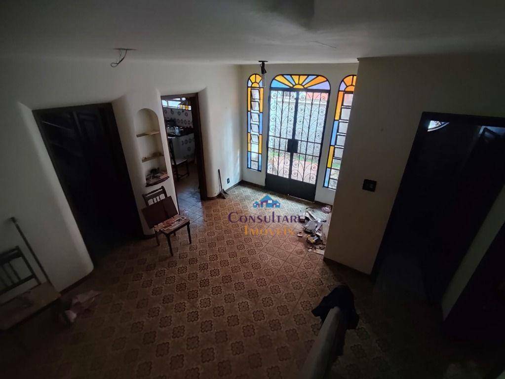 Casa para alugar com 4 quartos, 450m² - Foto 15