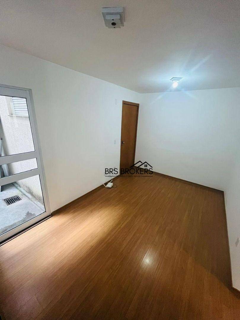 Apartamento à venda com 2 quartos, 38m² - Foto 10