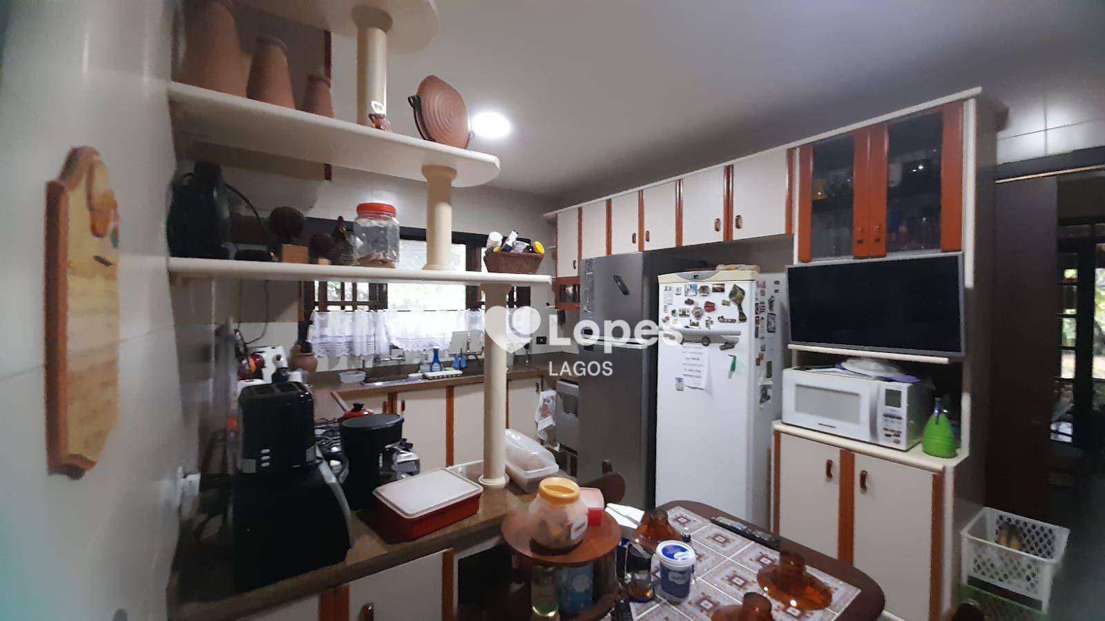 Casa de Condomínio à venda com 4 quartos, 270m² - Foto 14