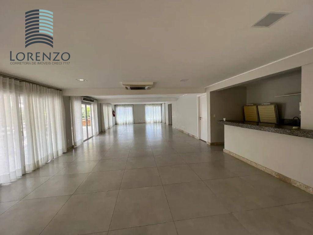 Casa de Condomínio à venda com 4 quartos, 221m² - Foto 2