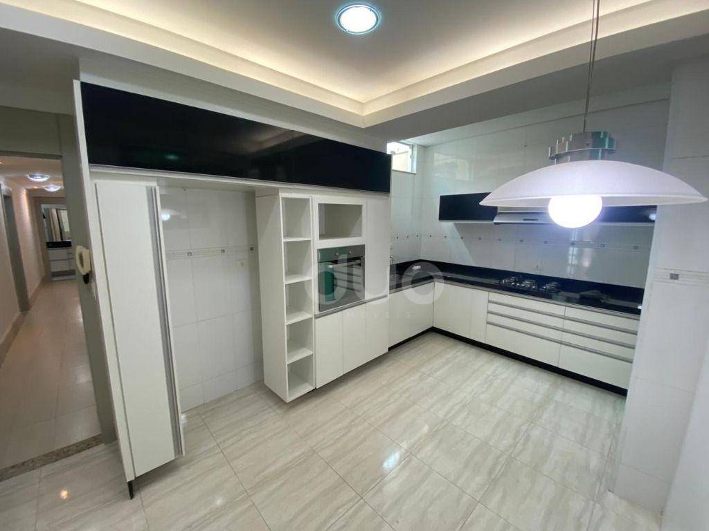 Casa à venda com 3 quartos, 200m² - Foto 8