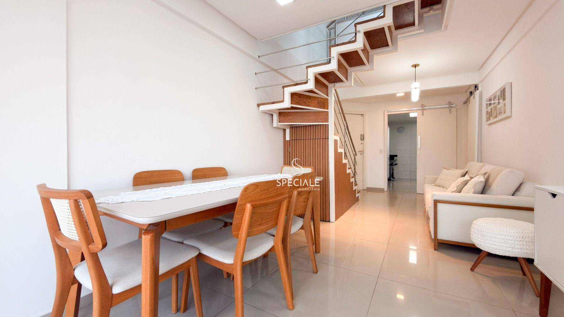 Cobertura, 3 quartos, 247 m² - Foto 4