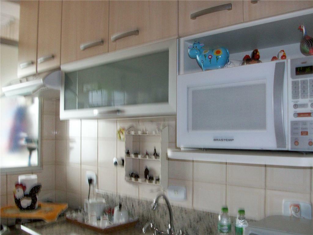 Apartamento à venda com 2 quartos, 58m² - Foto 22