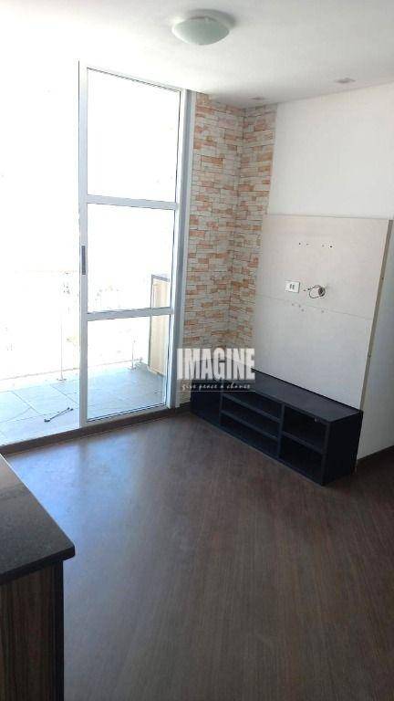 Apartamento à venda com 2 quartos, 46m² - Foto 1