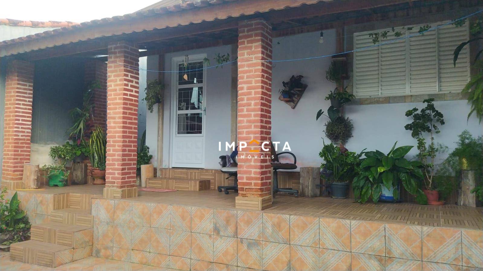 Casa, 3 quartos, 98 m² - Foto 1