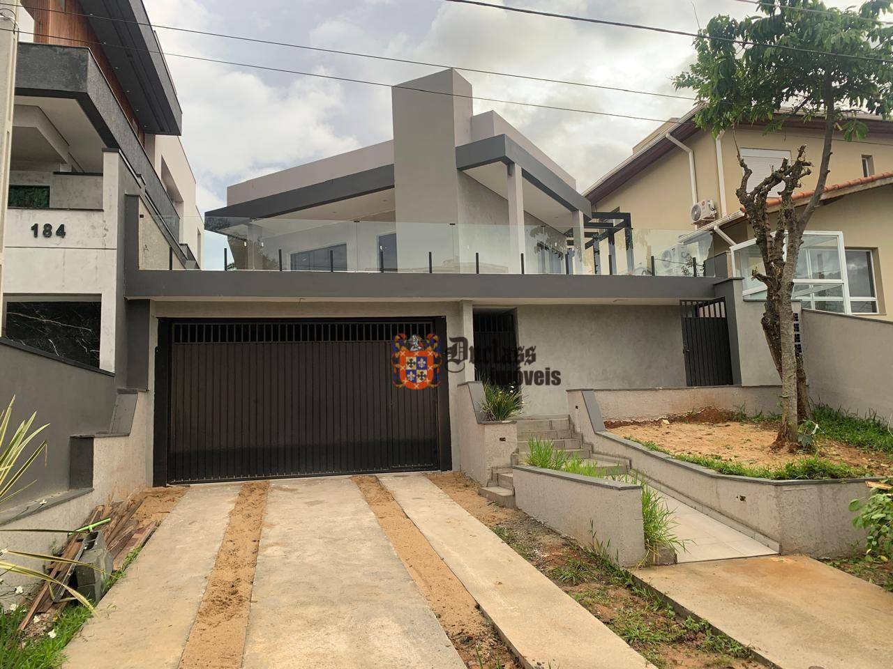 Casa de Condomínio à venda com 3 quartos, 178m² - Foto 4