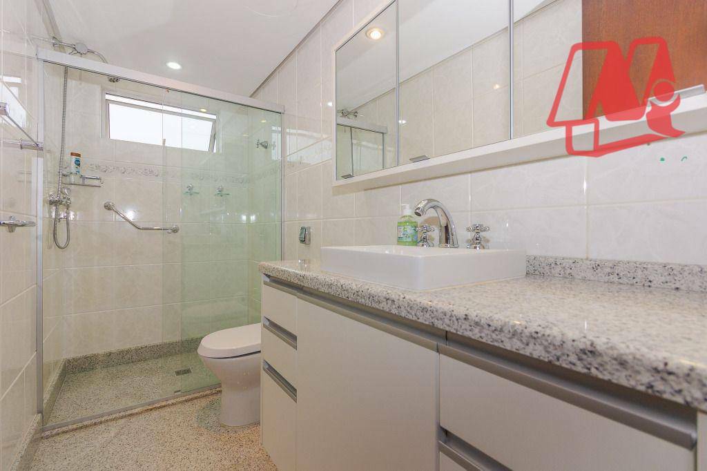 Apartamento à venda com 3 quartos, 139m² - Foto 17