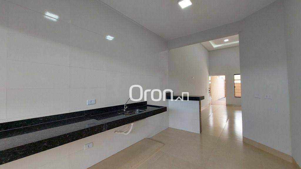 Casa à venda com 3 quartos, 110m² - Foto 3