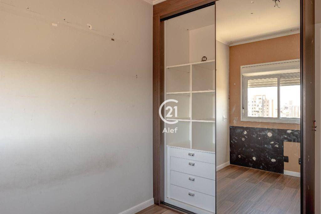 Apartamento à venda com 3 quartos, 145m² - Foto 23