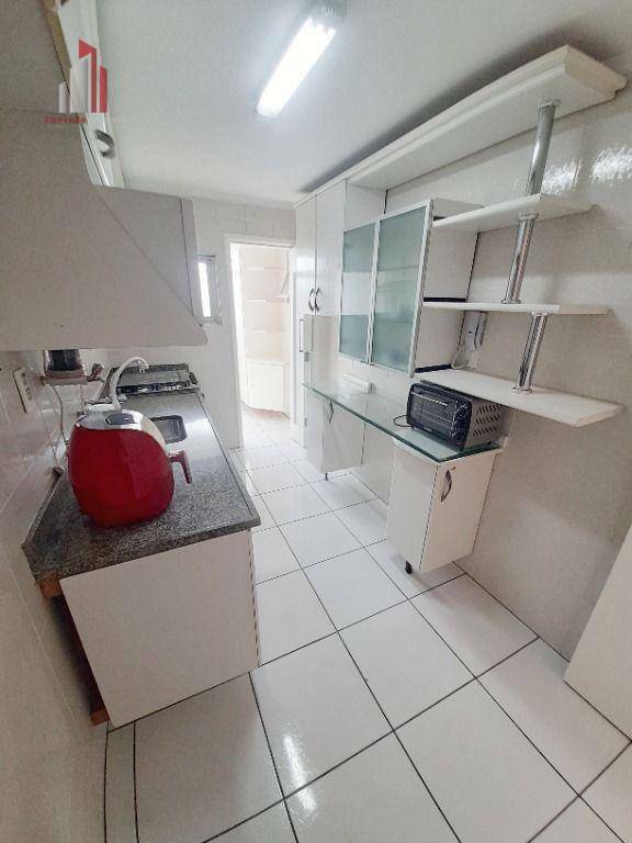 Apartamento à venda com 2 quartos, 69m² - Foto 8