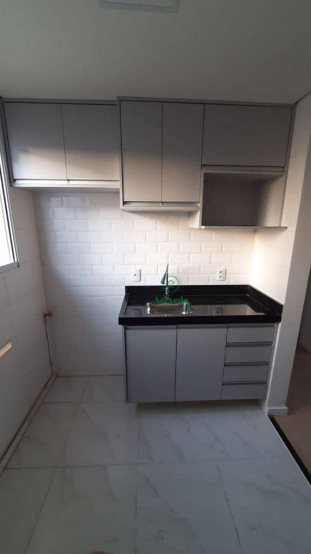 Apartamento à venda com 2 quartos, 38m² - Foto 6