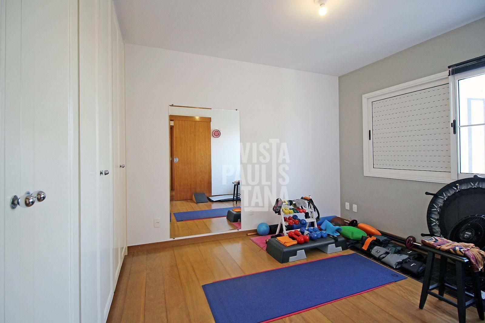 Apartamento à venda com 3 quartos, 168m² - Foto 4