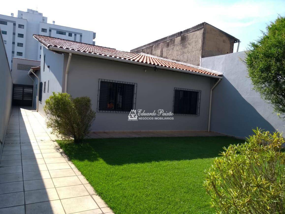 Casa à venda com 3 quartos, 305m² - Foto 25