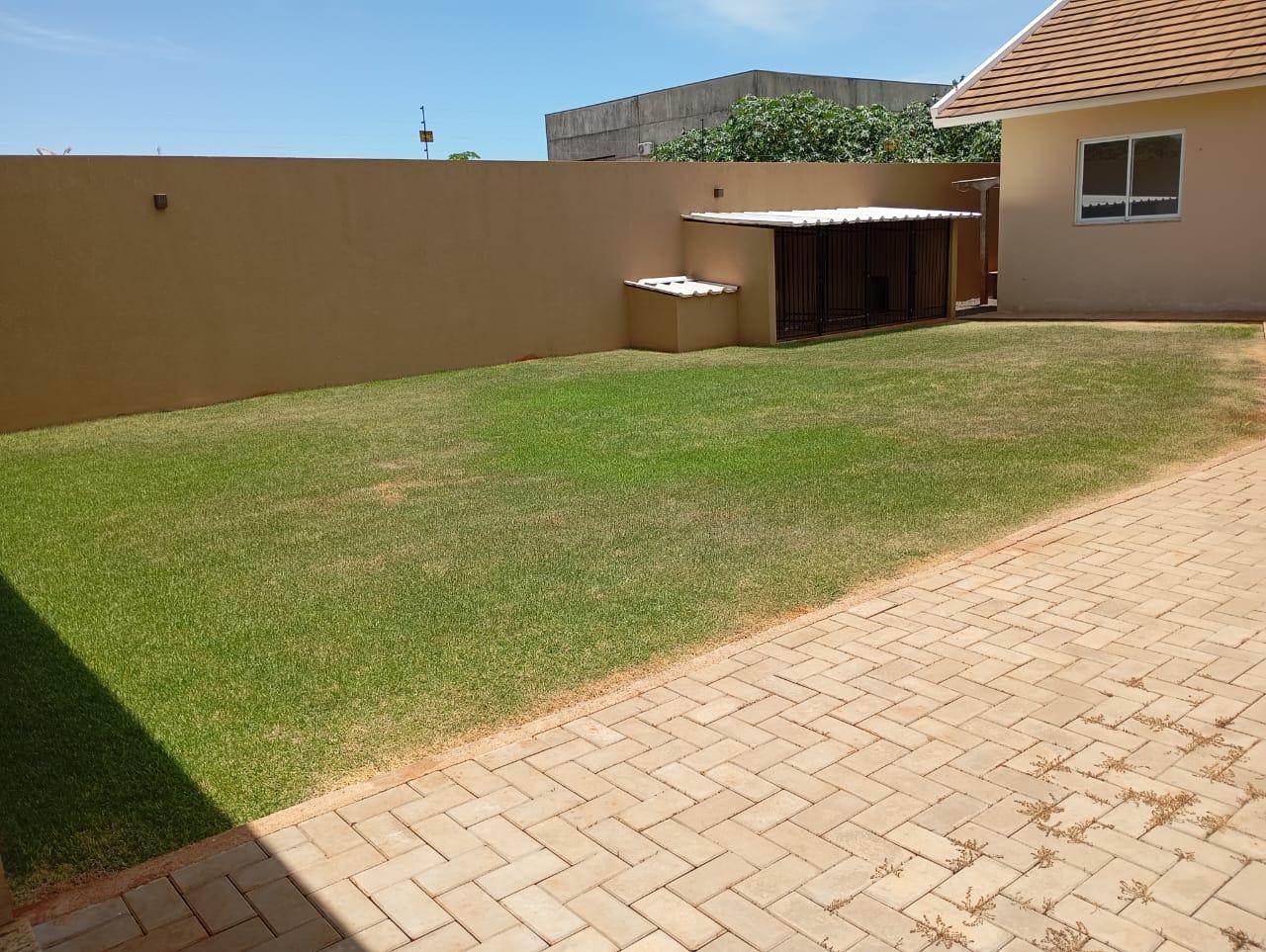 Casa à venda com 3 quartos, 180m² - Foto 4