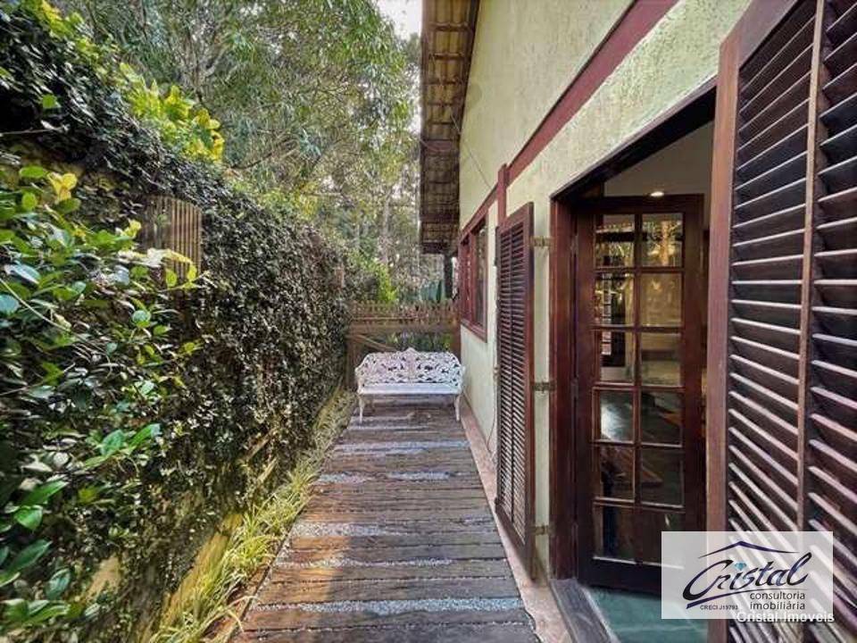 Casa de Condomínio à venda com 4 quartos, 220m² - Foto 16