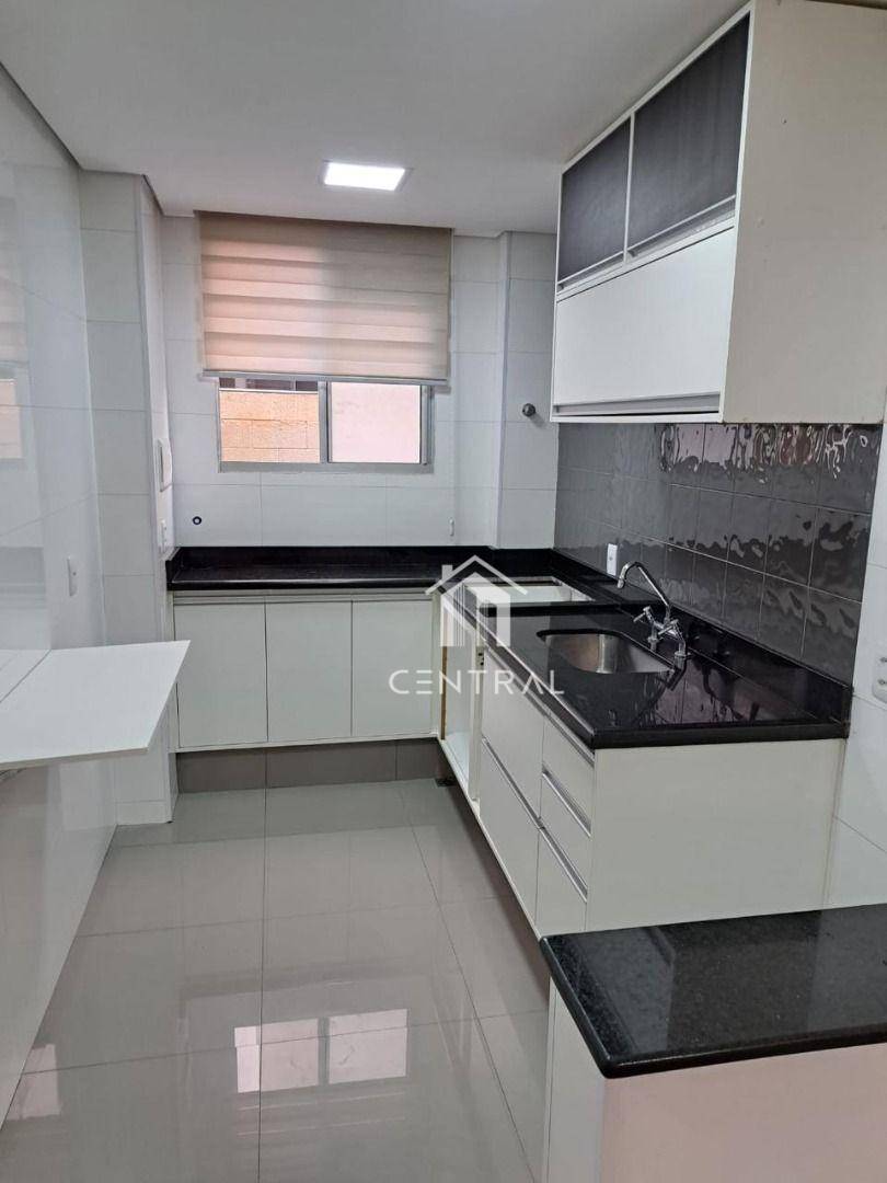Apartamento à venda com 2 quartos, 56m² - Foto 1