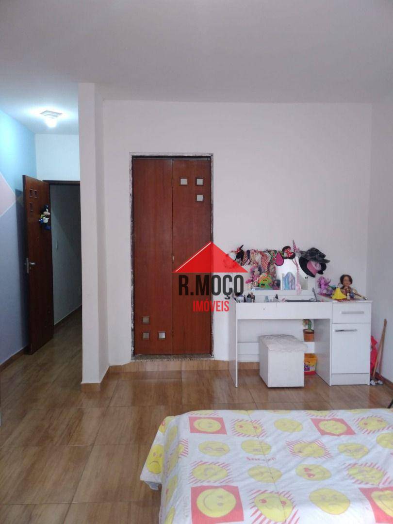 Sobrado à venda com 3 quartos, 398m² - Foto 15