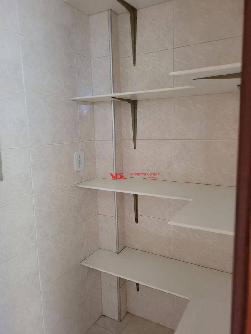 Apartamento para alugar com 3 quartos, 204m² - Foto 31