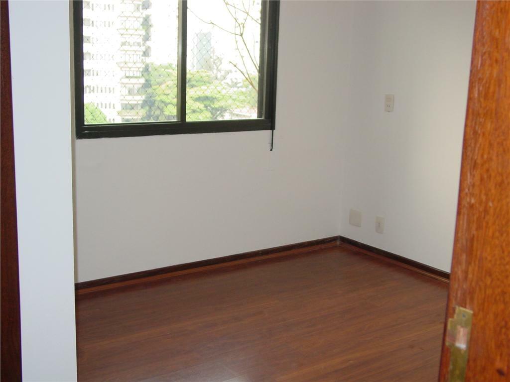 Apartamento à venda com 4 quartos, 200m² - Foto 7