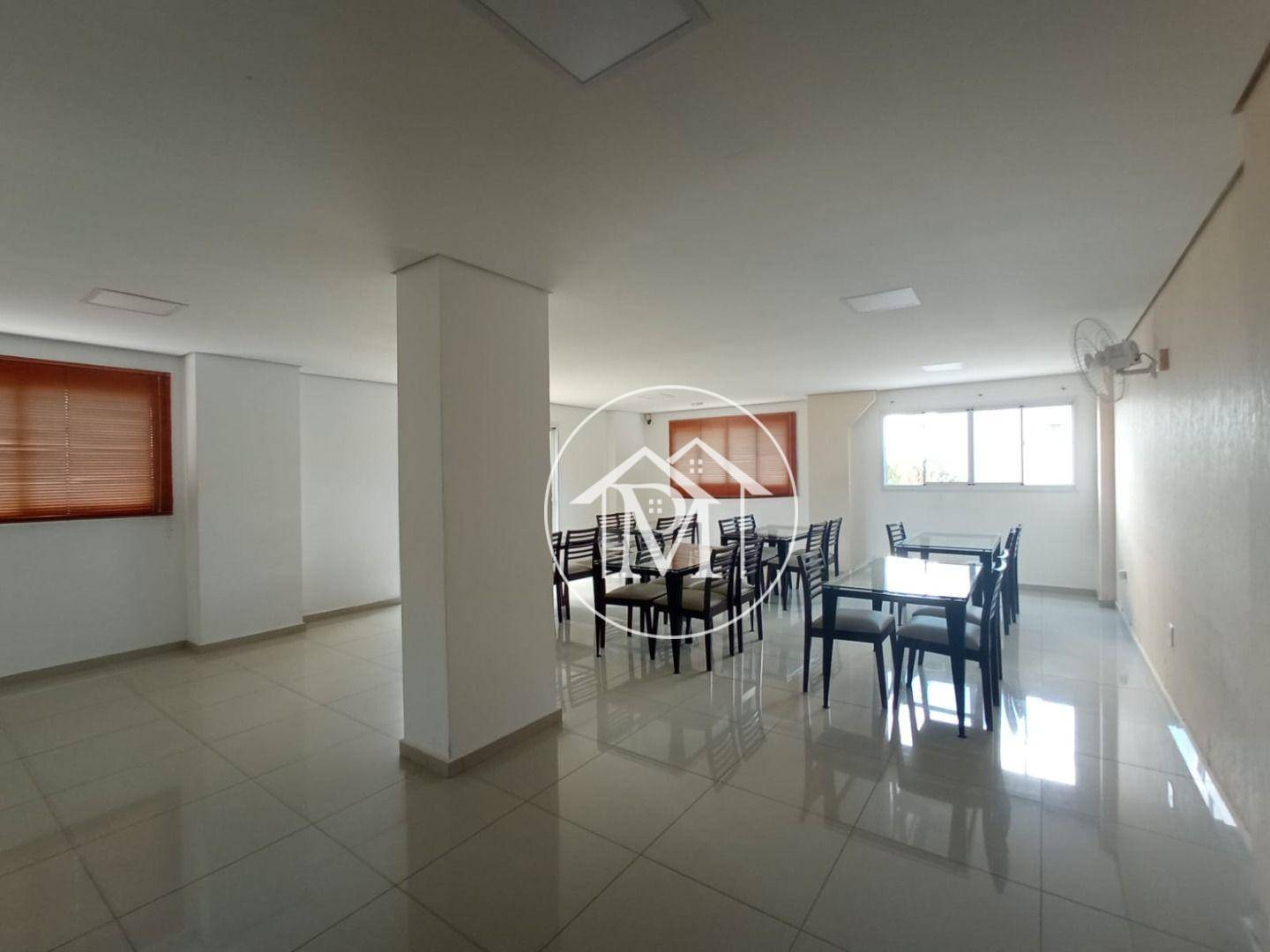 Apartamento à venda com 2 quartos, 70m² - Foto 14