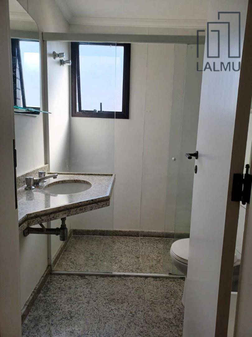 Apartamento para alugar com 3 quartos, 126m² - Foto 16