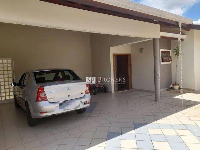 Casa à venda com 4 quartos, 288m² - Foto 2