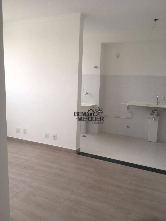 Apartamento à venda com 2 quartos, 47m² - Foto 4