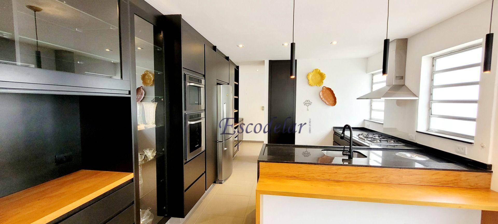 Casa à venda com 5 quartos, 383m² - Foto 25