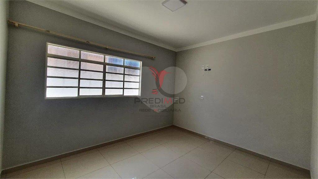 Casa à venda com 2 quartos, 87m² - Foto 2