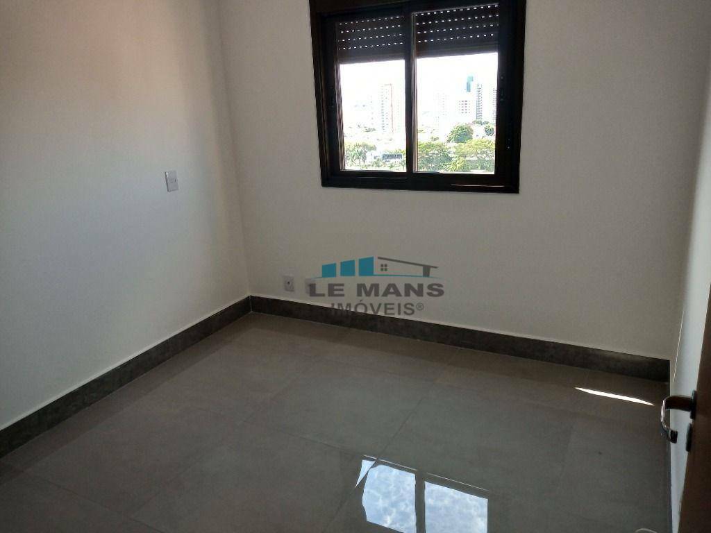 Apartamento para alugar com 3 quartos, 98m² - Foto 17