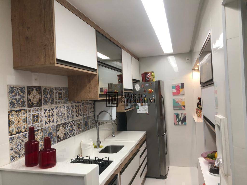 Apartamento à venda com 3 quartos, 80m² - Foto 18