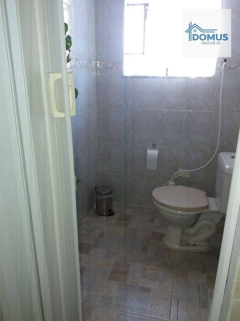 Casa à venda com 3 quartos, 200m² - Foto 16