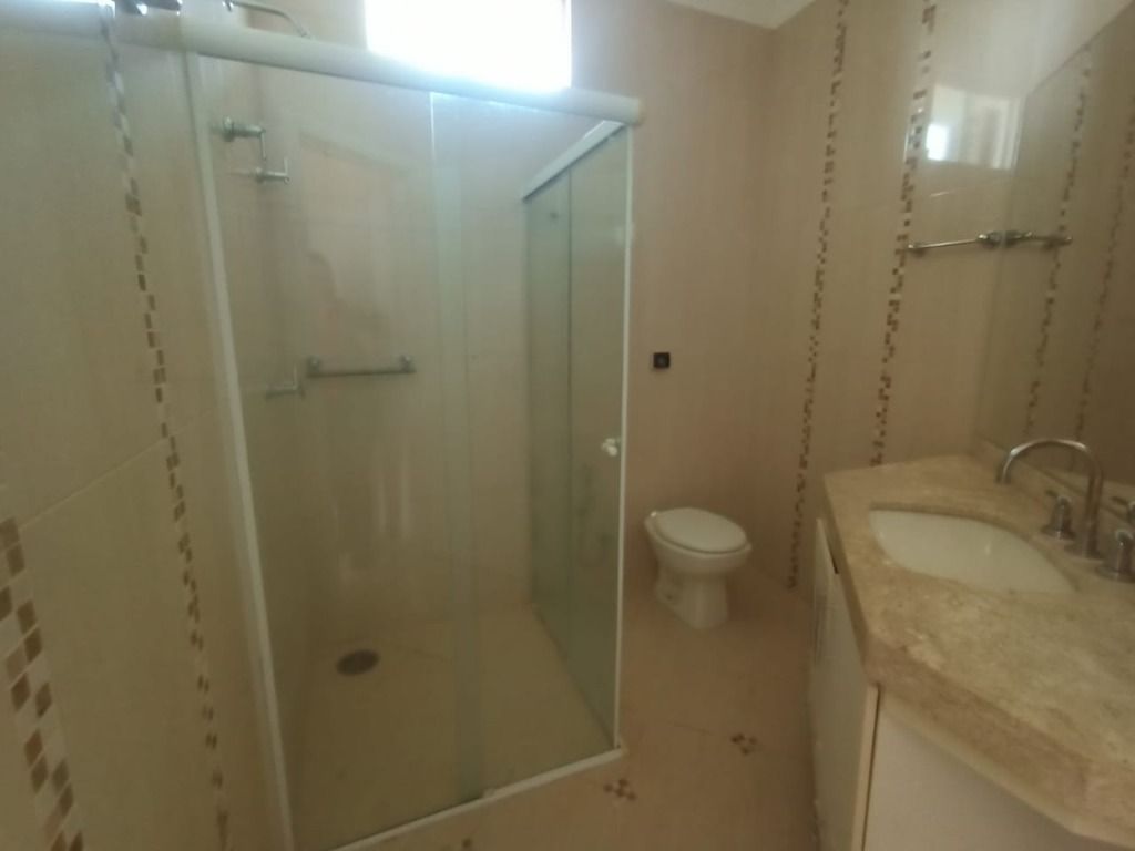 Casa de Condomínio à venda com 4 quartos, 400m² - Foto 15