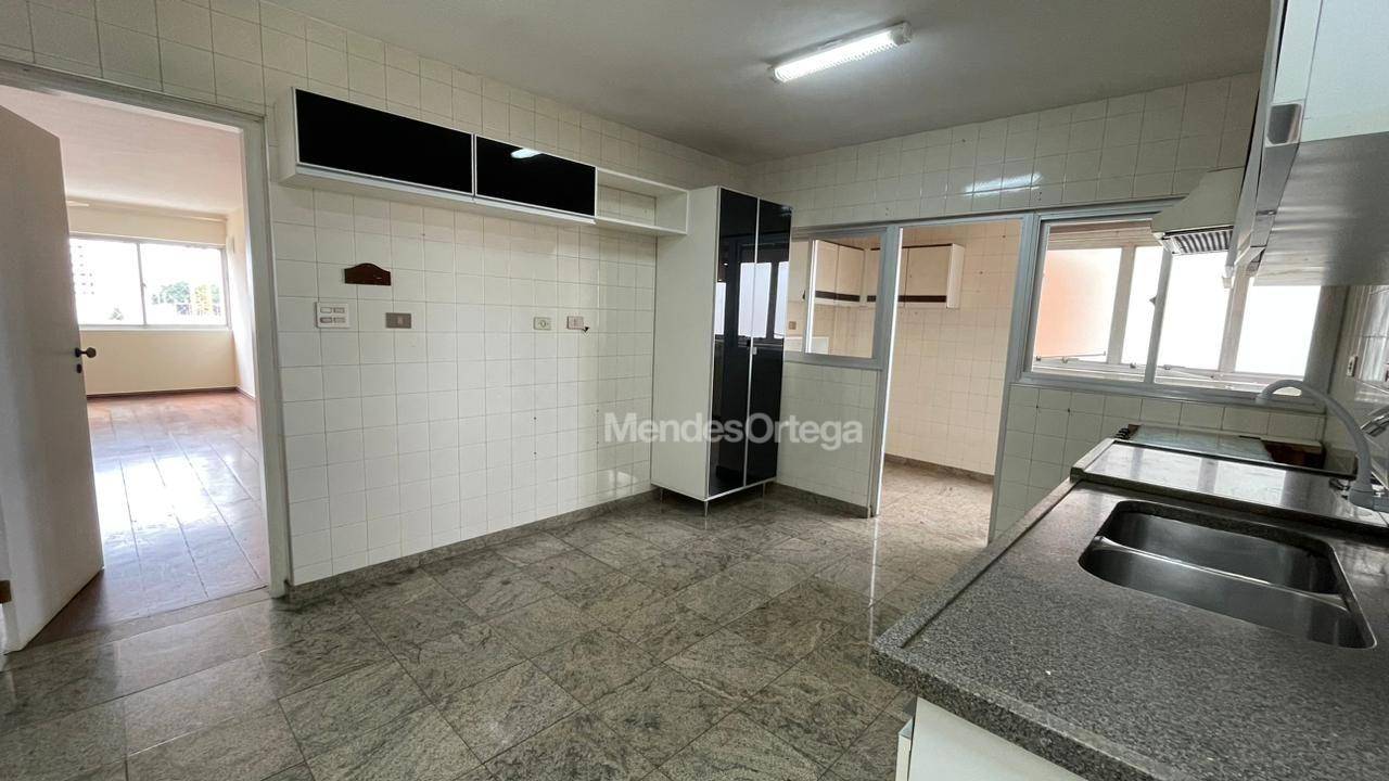 Apartamento, 3 quartos, 140 m² - Foto 5