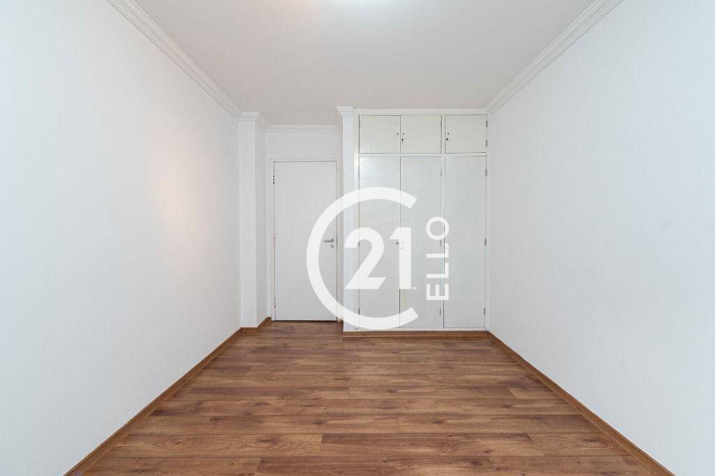 Apartamento para alugar com 3 quartos, 140m² - Foto 7