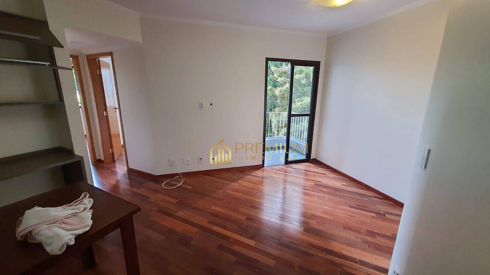 Apartamento à venda com 2 quartos, 56m² - Foto 6