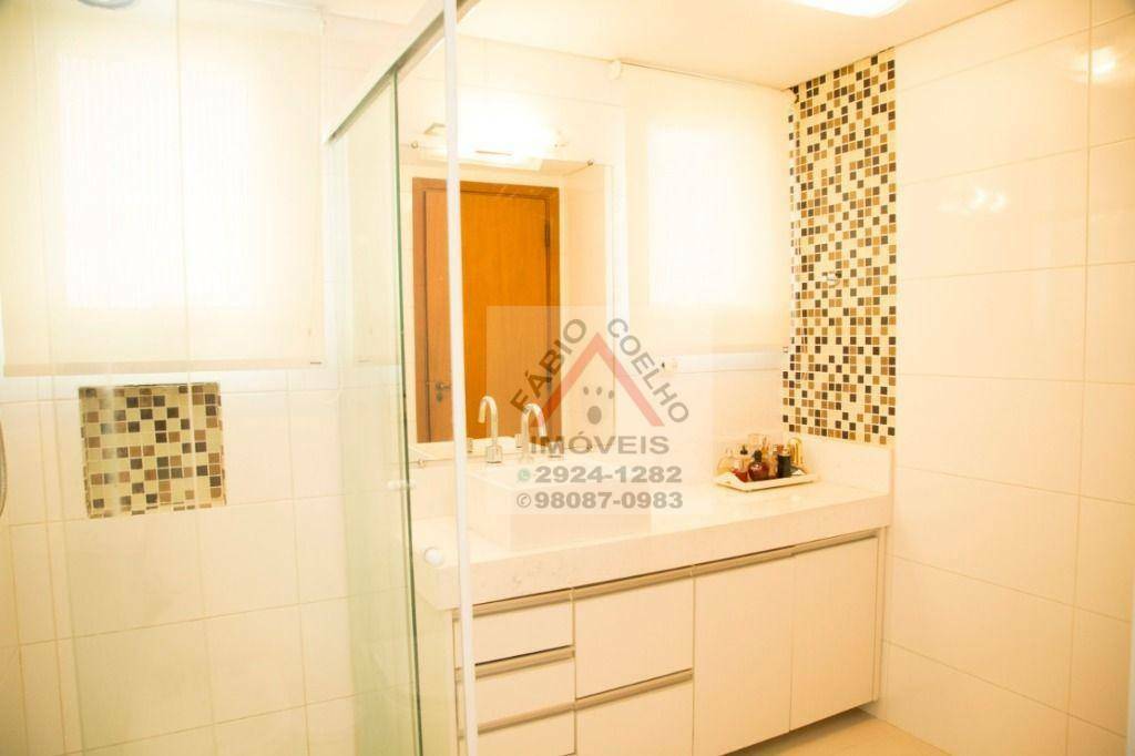 Apartamento à venda com 3 quartos, 161m² - Foto 13