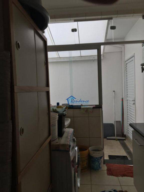 Sobrado à venda com 3 quartos, 303m² - Foto 11