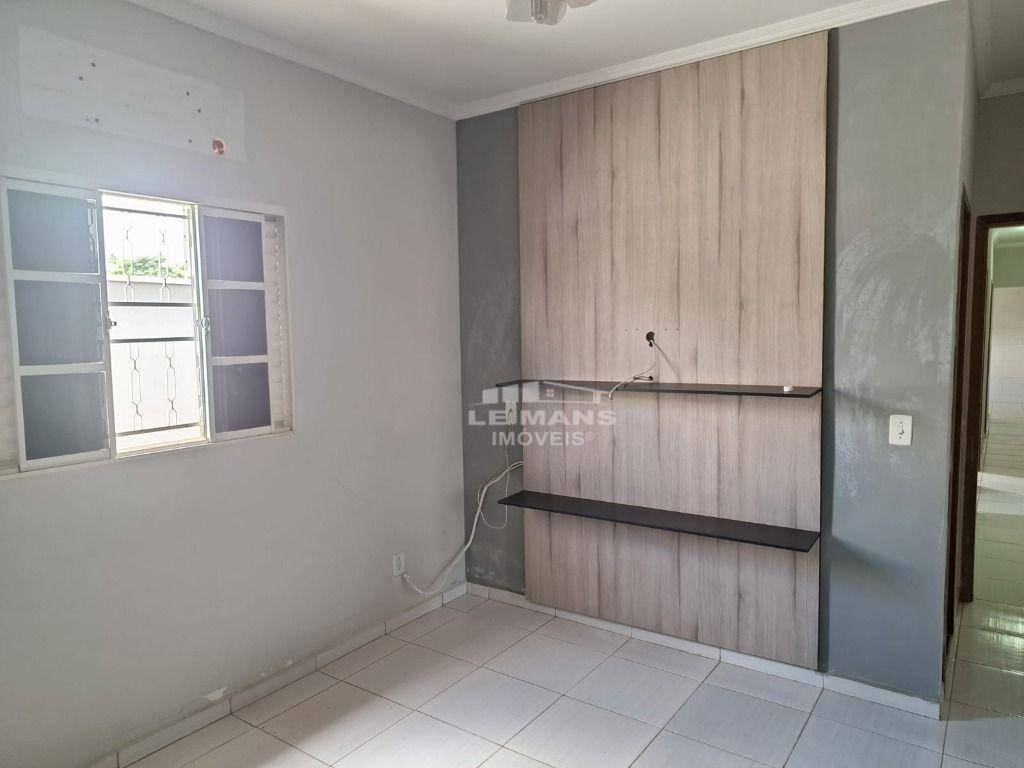 Casa à venda com 3 quartos, 85m² - Foto 11