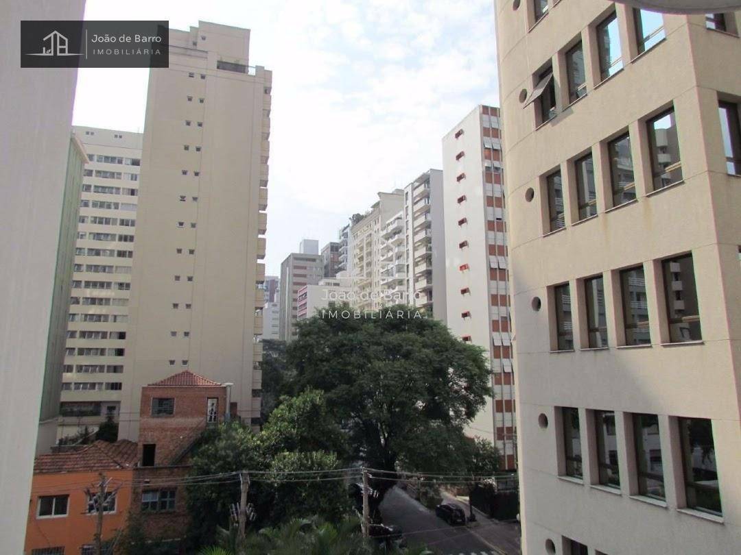 Apartamento para alugar com 2 quartos, 150m² - Foto 5