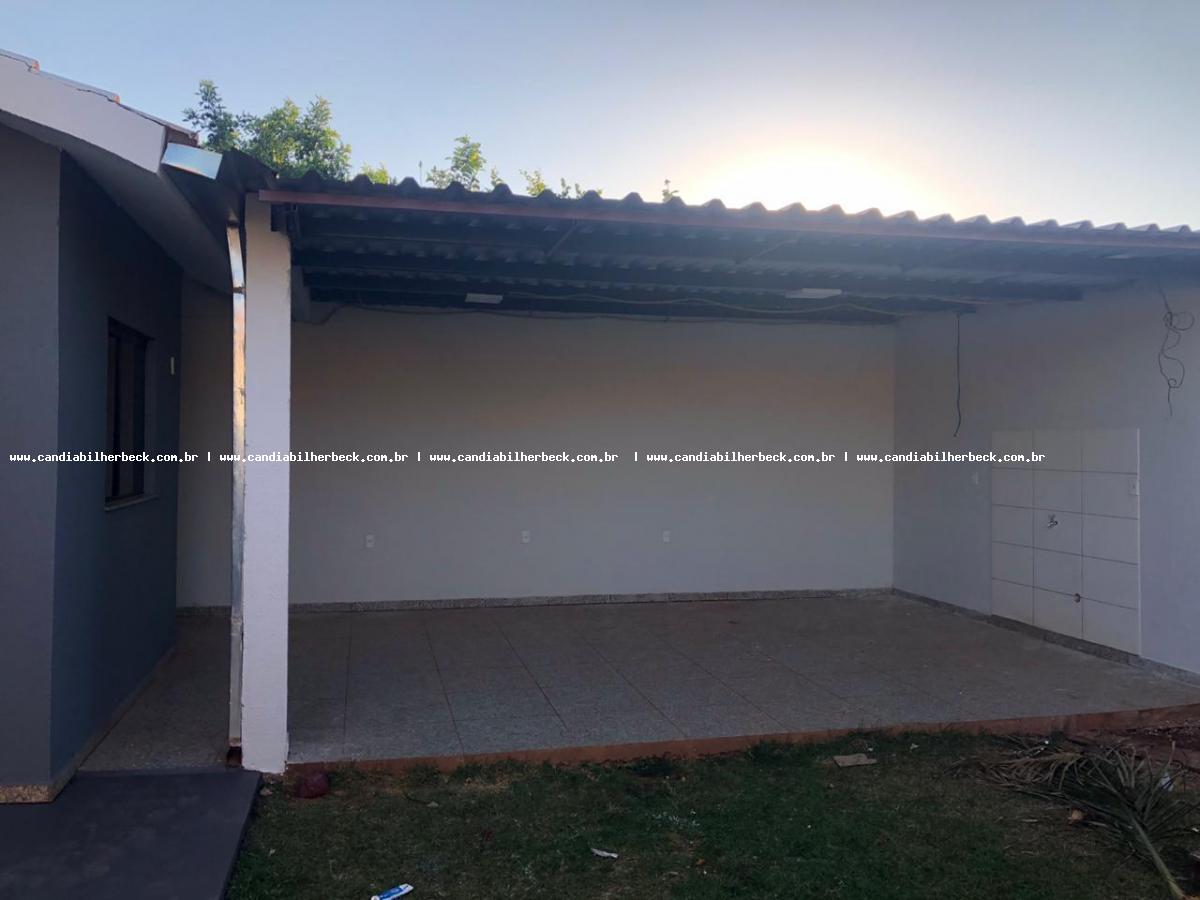 Casa à venda com 2 quartos, 200m² - Foto 5