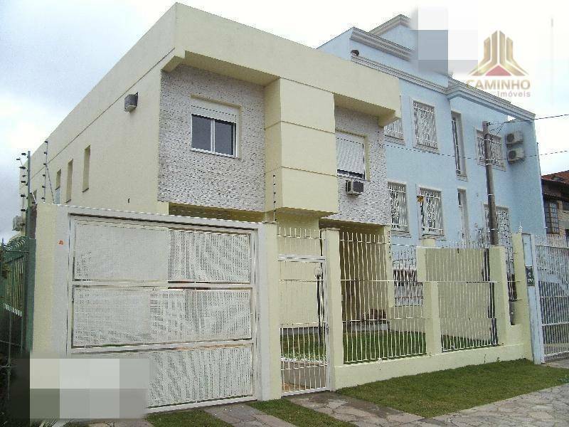 Casa à venda com 4 quartos, 230m² - Foto 1