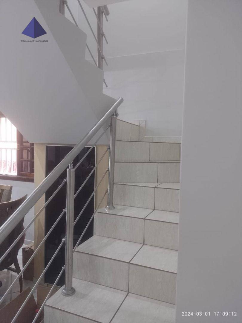 Sobrado à venda com 3 quartos, 255m² - Foto 32