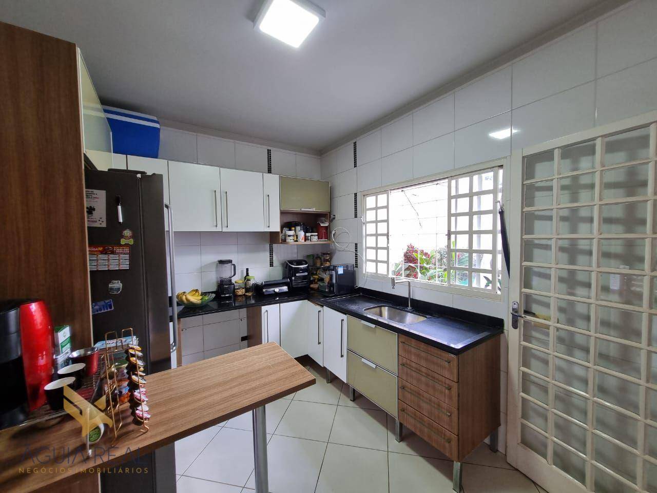 Sobrado à venda com 4 quartos, 328m² - Foto 14