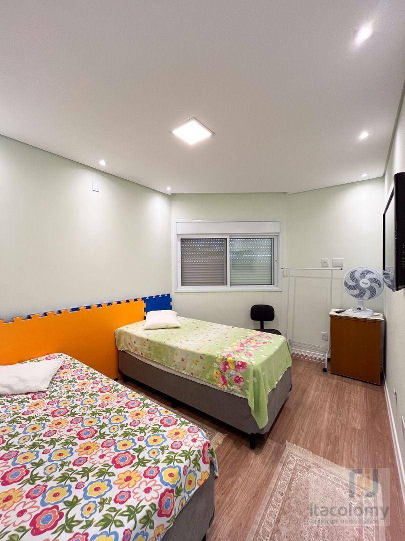 Casa de Condomínio à venda com 5 quartos, 356m² - Foto 41
