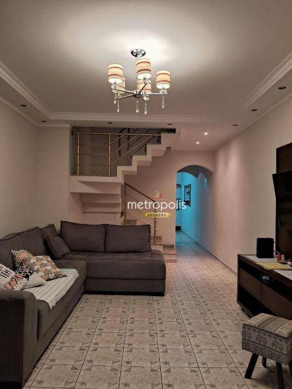 Sobrado à venda com 3 quartos, 193m² - Foto 1