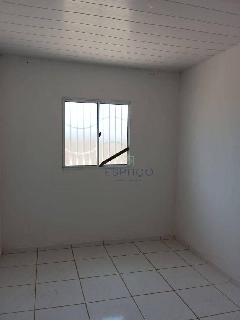 Casa à venda com 2 quartos, 60m² - Foto 12